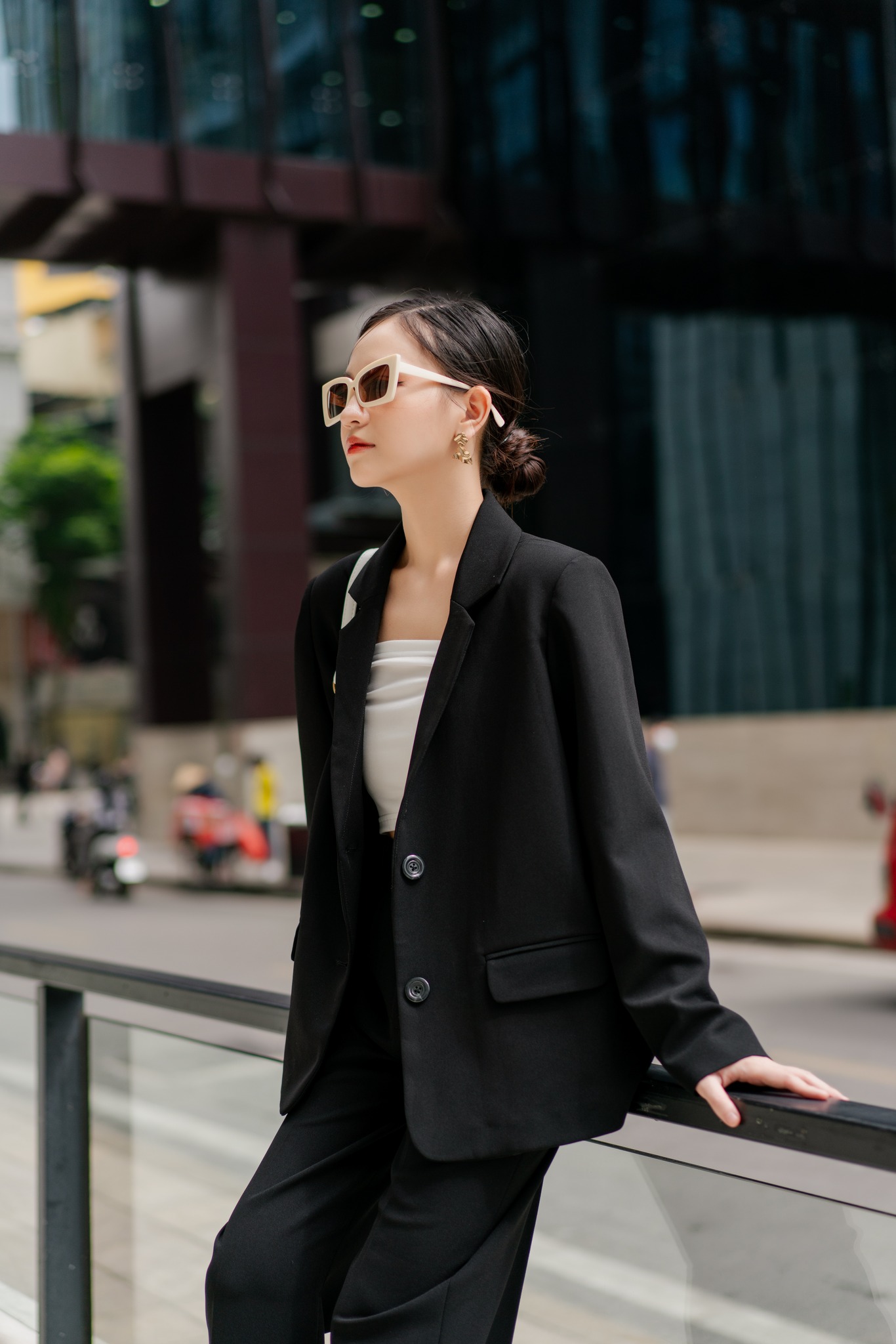 Mix Vest Đen Độc Bản sang trọng Deviant Fashion
